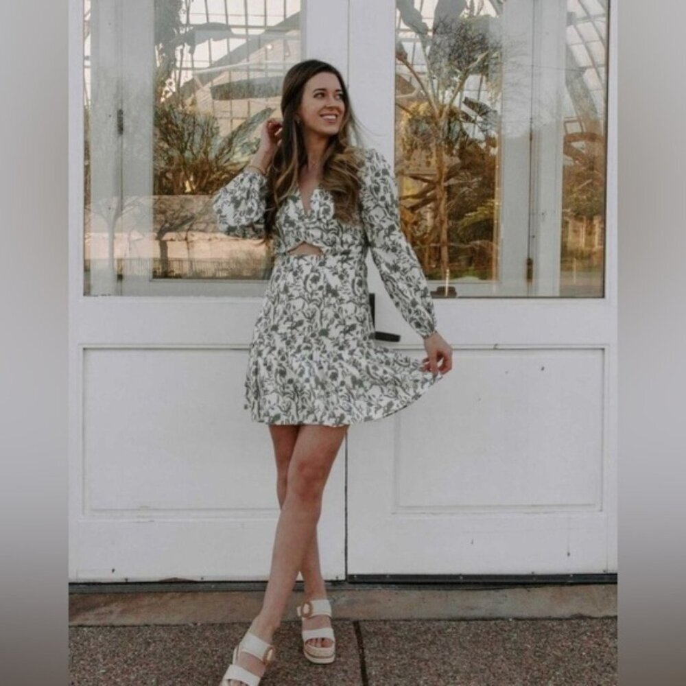 LUCY PARIS long sleeve floral cut out dress medium